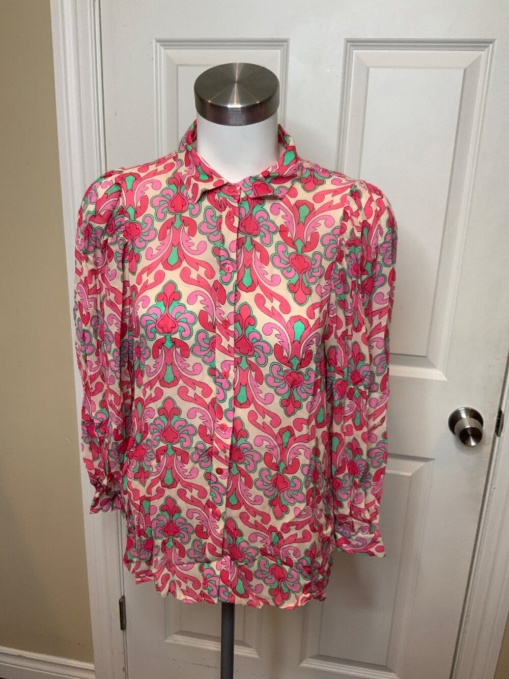 Esqualo Pink Paisley Floral Crepe Button-Up Shirt, Size 6